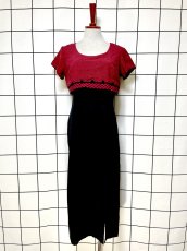 画像1: レイヤード風 ブラック レッド チェック柄 バックリボン レトロ USA古着 ヴィンテージワンピース (1)