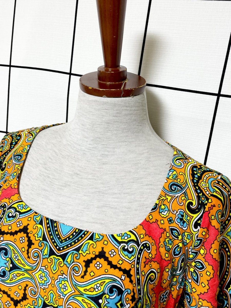 画像5: ペイズリーモチーフ レトロサイケ ヨーロッパ古着 ヴィンテージワンピース (5)