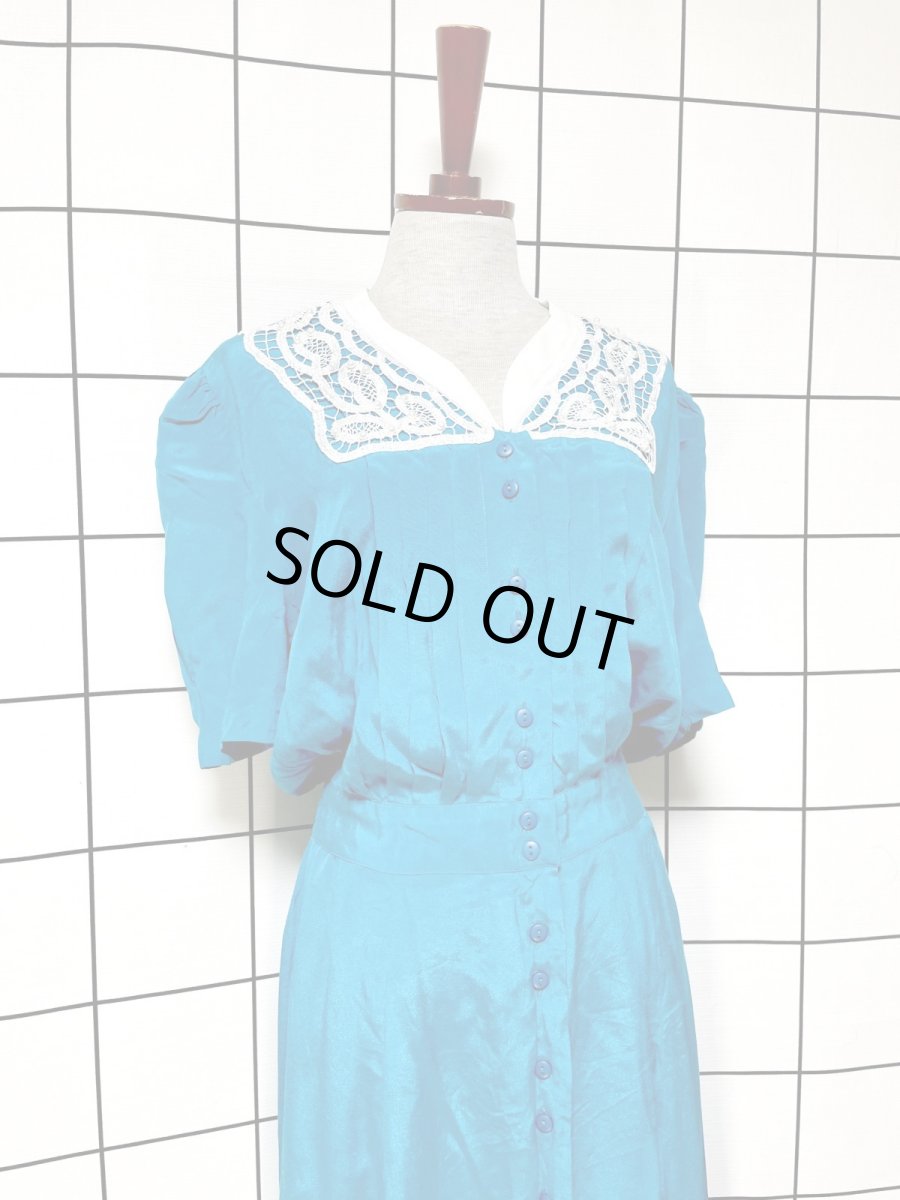 画像3: フロントレース パール装飾 前開き ウエストゴム レトロ USA古着 ヴィンテージワンピース (3)