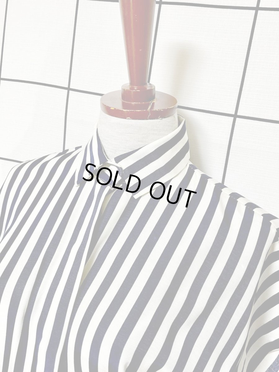 画像4: ストライプ 前開き ホワイト ネイビー レトロ USA古着 ヴィンテージワンピース (4)