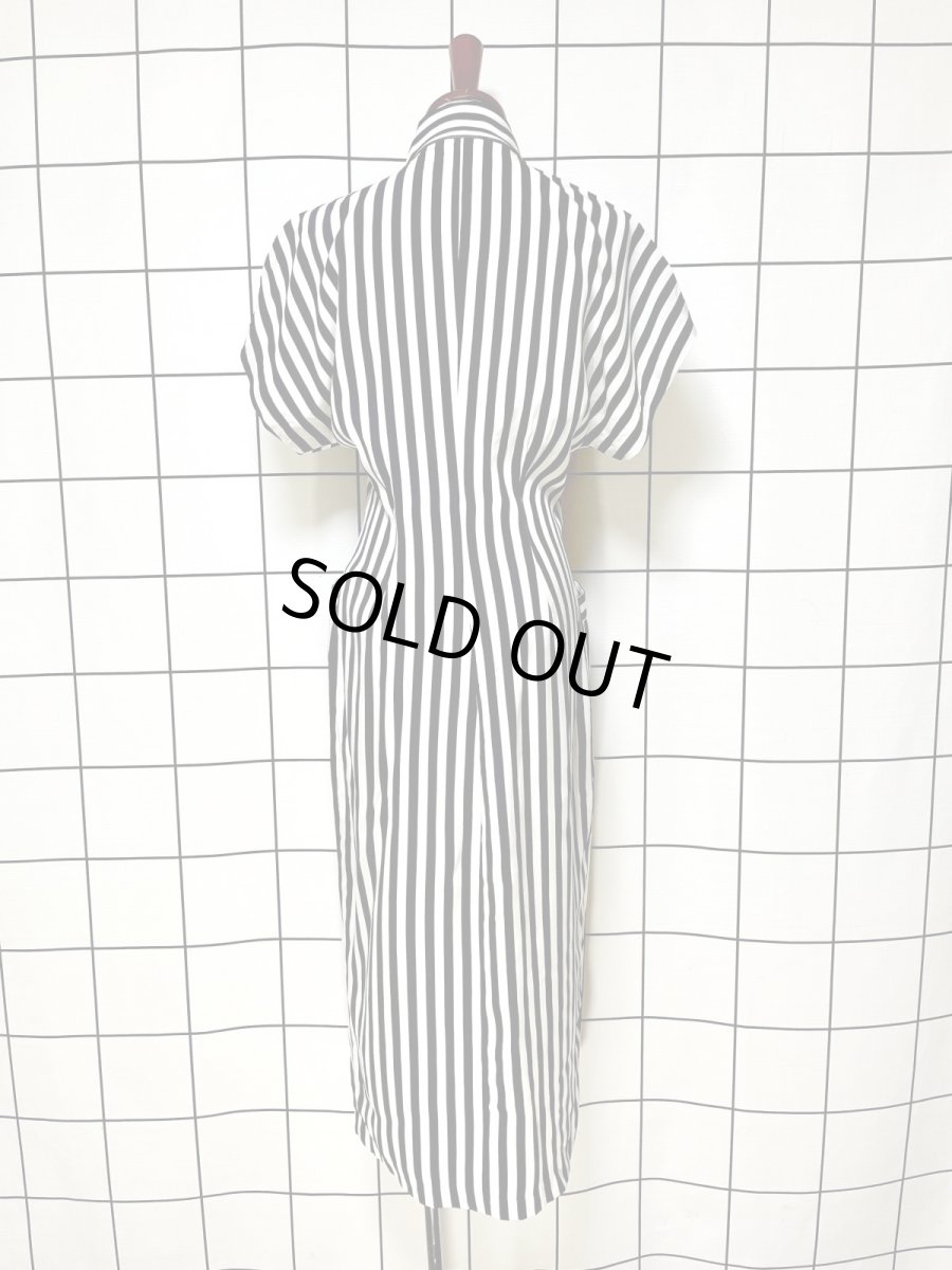 画像2: ストライプ 前開き ホワイト ネイビー レトロ USA古着 ヴィンテージワンピース (2)