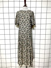 画像1: 花柄 ノーカラー レトロ USA古着 ヴィンテージワンピース (1)