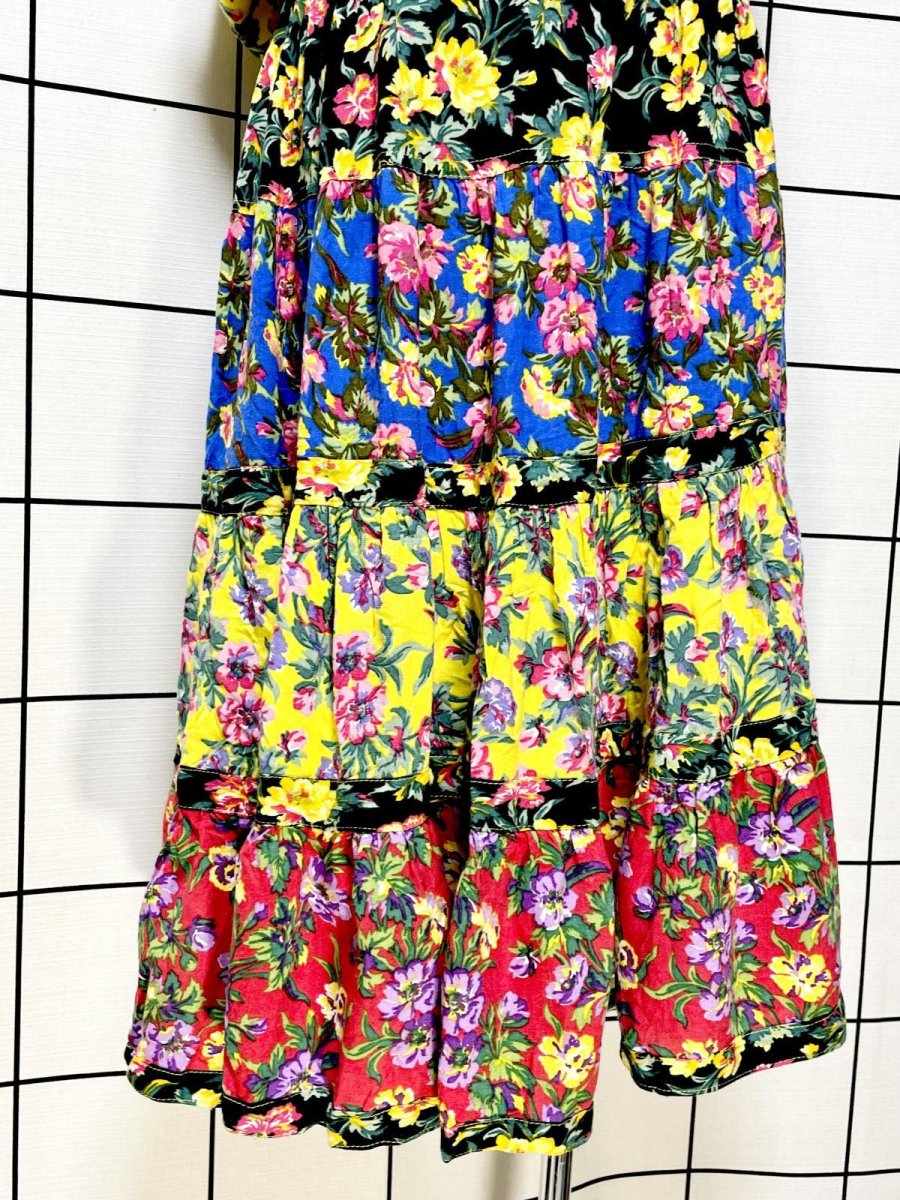 画像9: 総花柄 フリル ティアード ウエストゴム レトロ USA古着 ヴィンテージワンピース (9)