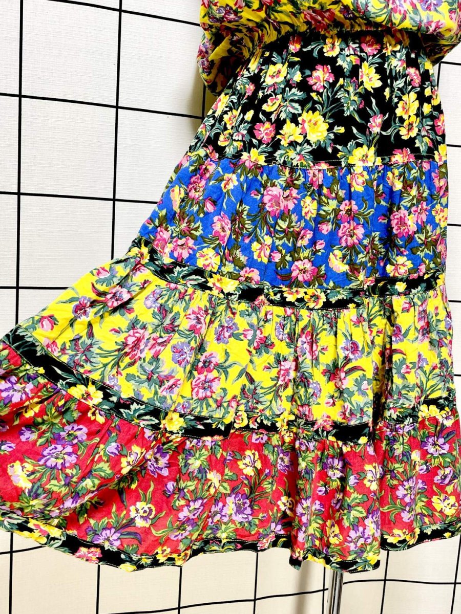 画像10: 総花柄 フリル ティアード ウエストゴム レトロ USA古着 ヴィンテージワンピース (10)