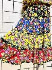 画像10: 総花柄 フリル ティアード ウエストゴム レトロ USA古着 ヴィンテージワンピース (10)