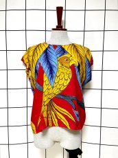 画像1: 鳥柄 リーフ レッド レトロ USA古着 半袖 シャツ ヴィンテージトップス (1)