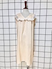画像1: 花刺繍 レース ノースリーブ レトロ USA古着 ヴィンテージワンピース (1)