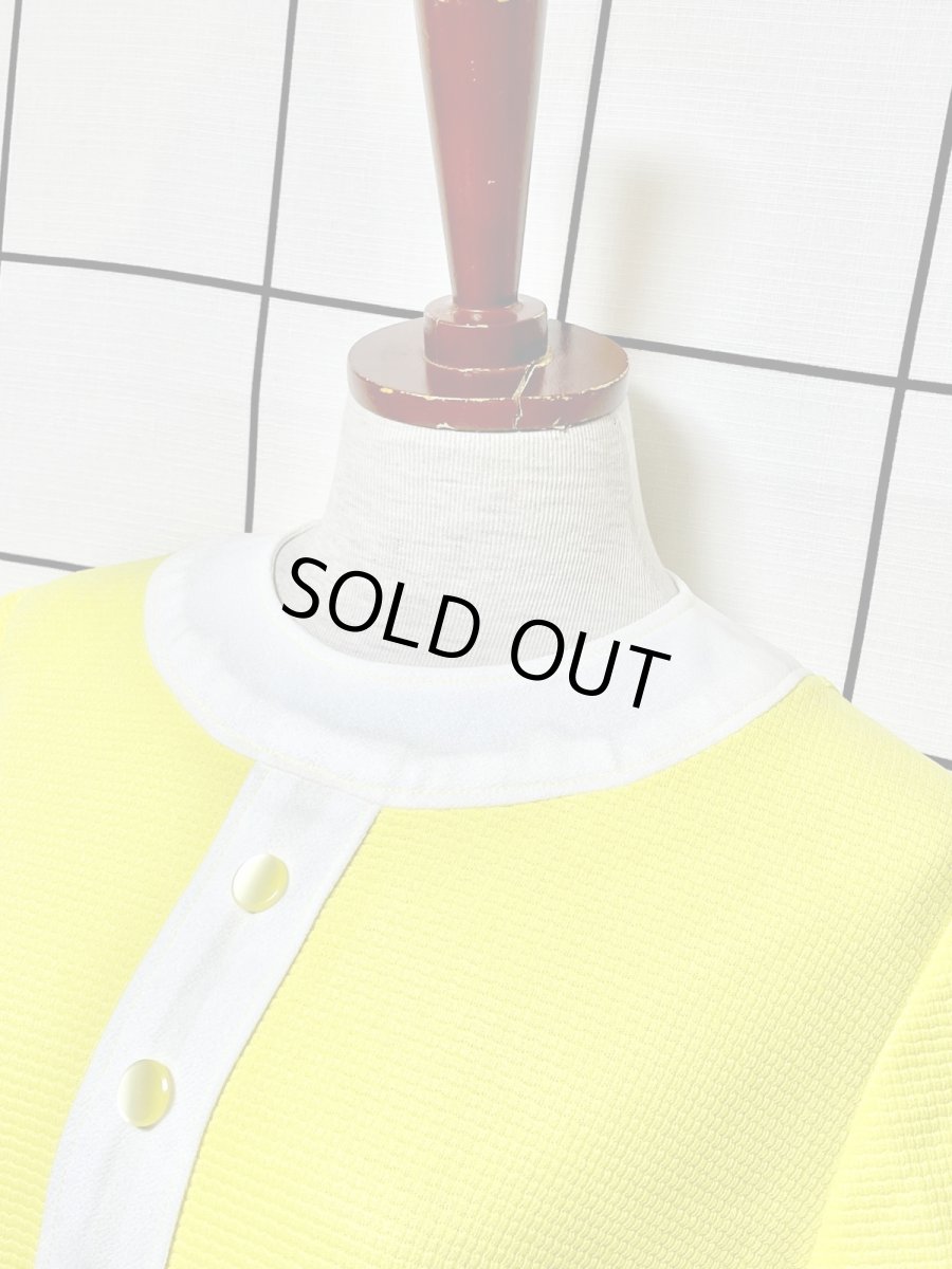 画像4: イエロー ホワイト レトロ 半袖 ヨーロッパ古着 ヴィンテージワンピース (4)