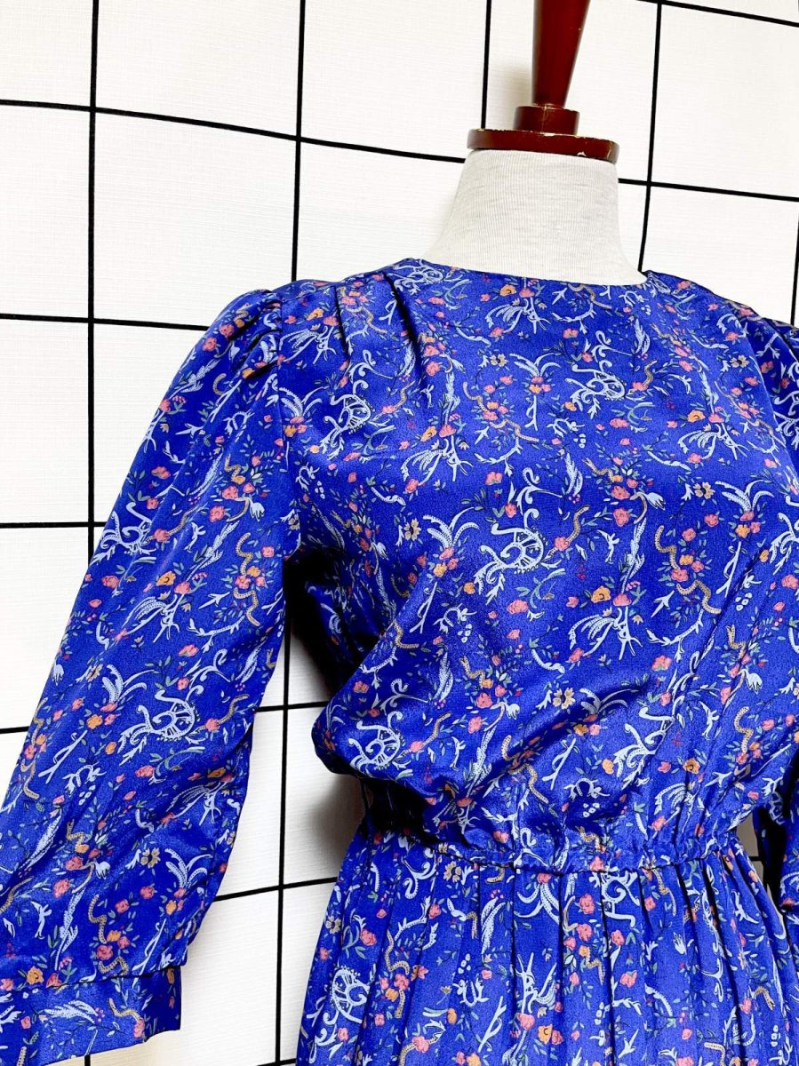 画像7: プリーツ切り替え 花柄 ブルー ウエストゴム レトロ USA古着 ヴィンテージワンピース (7)