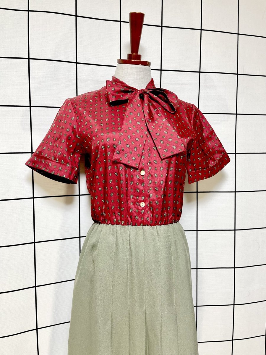 画像3: ペイズリー柄 切り替えし リボン レトロ USA古着 ヴィンテージワンピース (3)