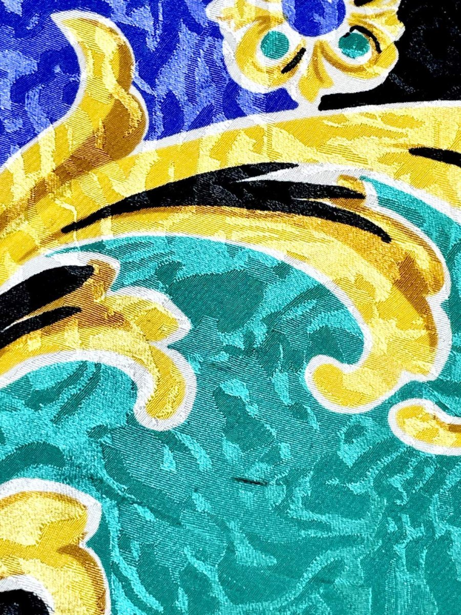 画像10: スカーフ柄 ペプラムシルエット レトロ USA古着 半袖 薄手ヴィンテージジャケット (10)