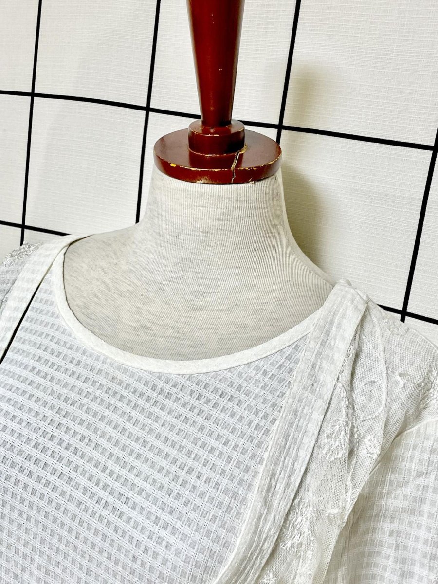 画像5: チェック柄 フラワーレース レイヤード風 ホワイト バックリボン レトロ USA古着 ヴィンテージワンピース (5)