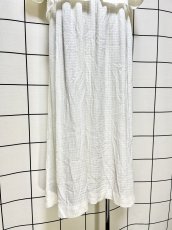 画像9: チェック柄 フラワーレース レイヤード風 ホワイト バックリボン レトロ USA古着 ヴィンテージワンピース (9)