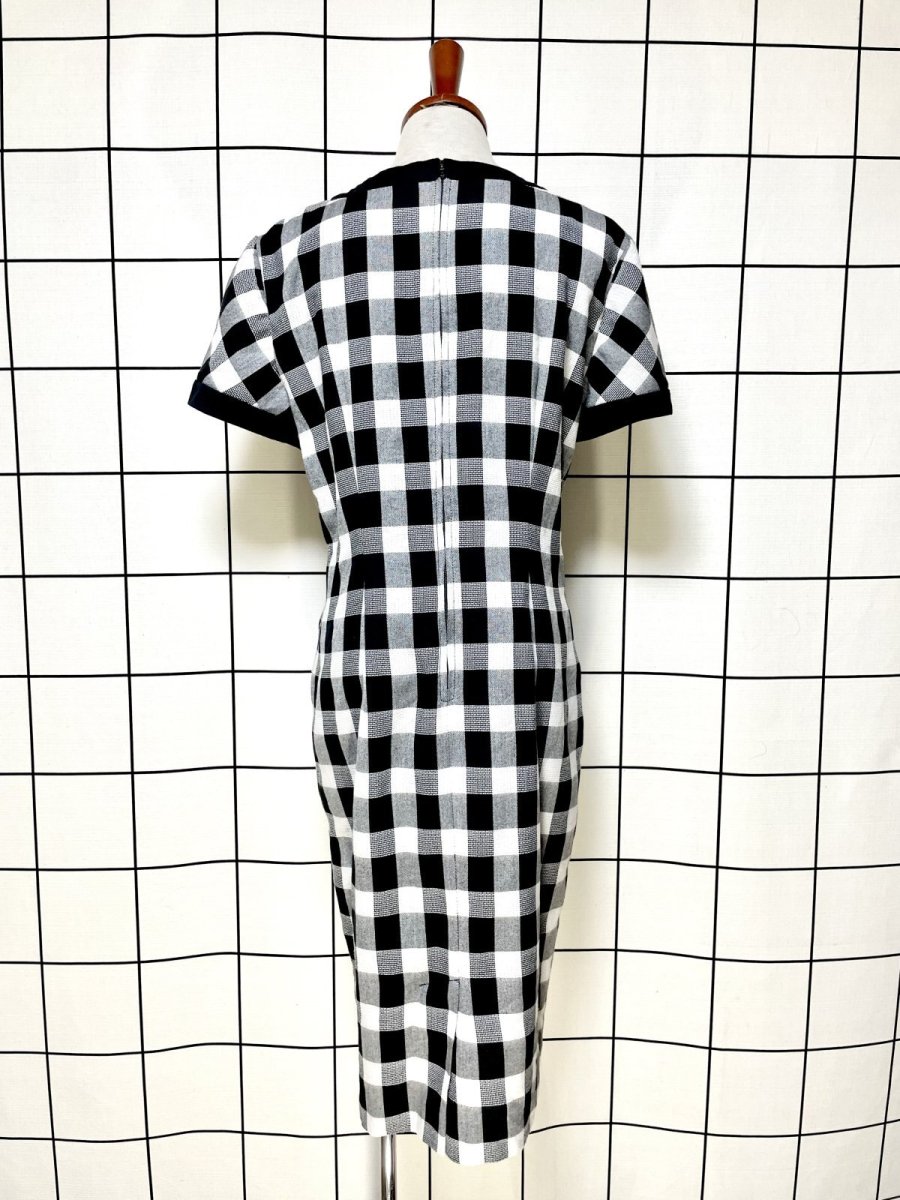 画像2: チェック柄 モノトーン 半袖 レトロ USA古着 ヴィンテージワンピース (2)