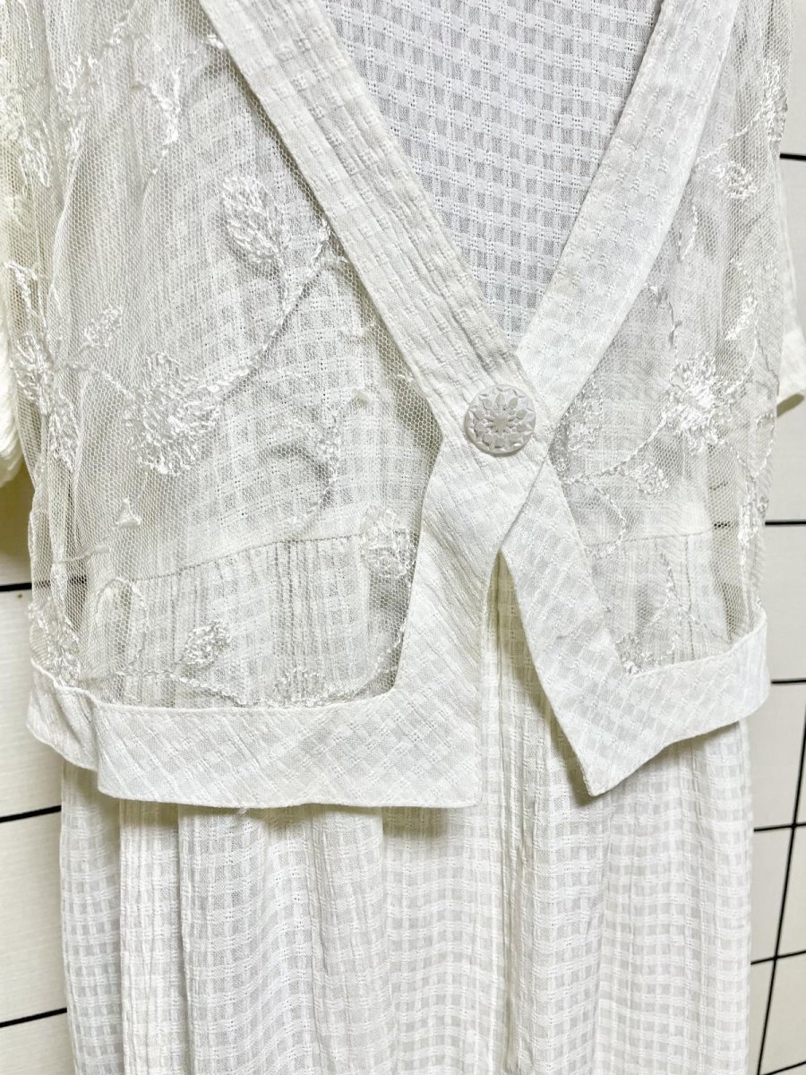 画像8: チェック柄 フラワーレース レイヤード風 ホワイト バックリボン レトロ USA古着 ヴィンテージワンピース (8)