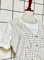 画像7: ギンガムチェック ブレード装飾 レイヤード風 バックリボン 花型ボタン レトロ USA古着 ヴィンテージワンピース (7)