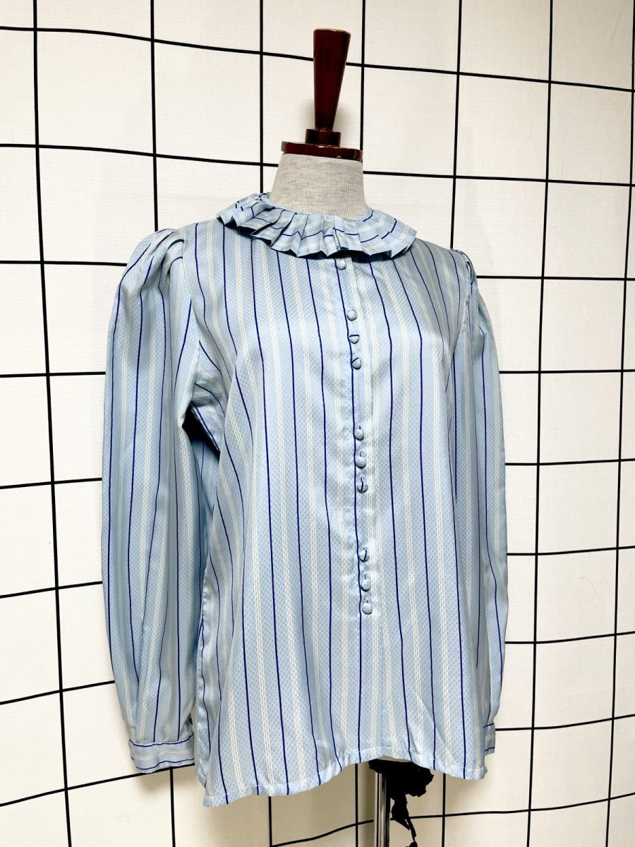 画像3: プリーツ襟 ライトブルー ストライプ シャツ レトロ USA古着 ヴィンテージブラウス (3)