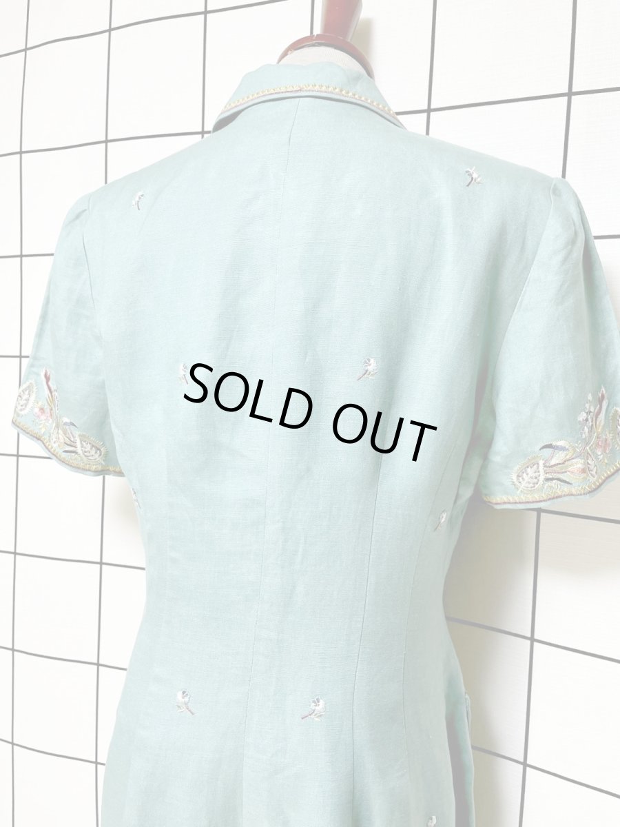 画像3: 花刺繍 前開き 半袖 レトロ USA古着 ヴィンテージワンピース (3)