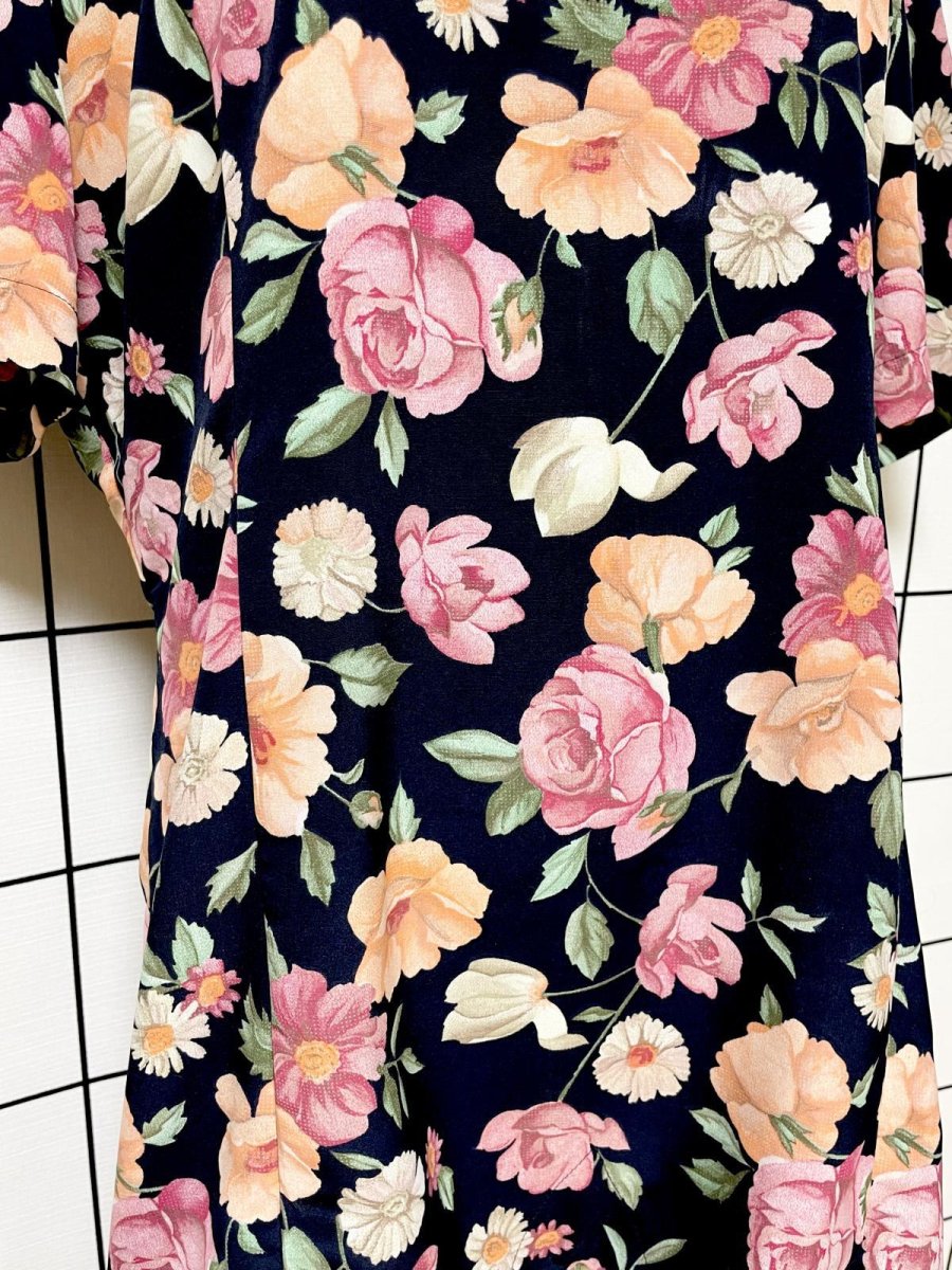 画像7: 花柄 ティアード プリーツ切り替え ネイビー レトロ ヨーロッパ古着 ヴィンテージワンピース (7)