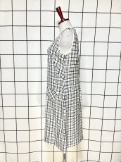 画像2: チェック柄 モノクロ レトロ USA古着 ノースリーブ ヴィンテージワンピース (2)