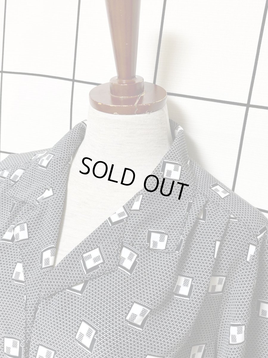 画像4: スクエア モノトーン レトロ USA古着 ヴィンテージブラウス (4)