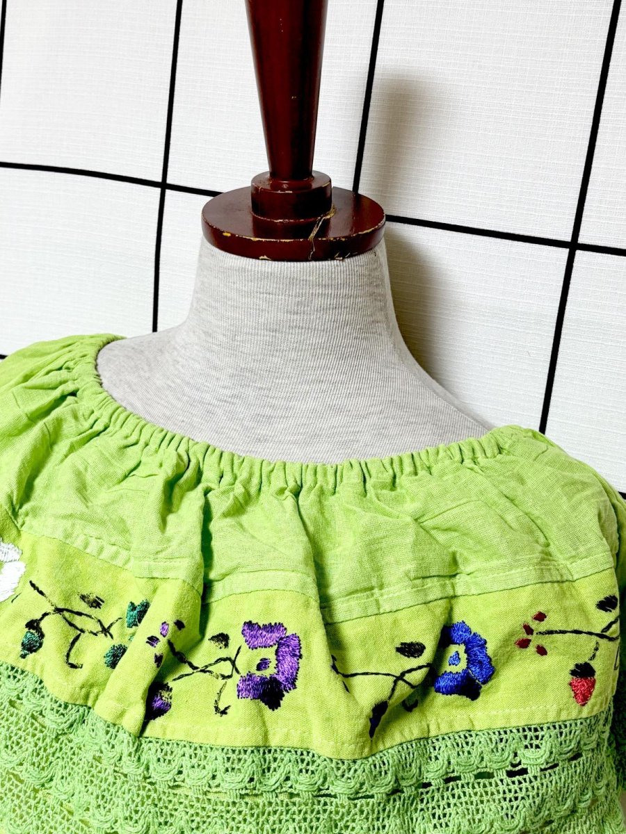 画像4: メキシカン刺繍 レース フォークロア レトロ 古着 ヴィンテージ刺繍ブラウス (4)