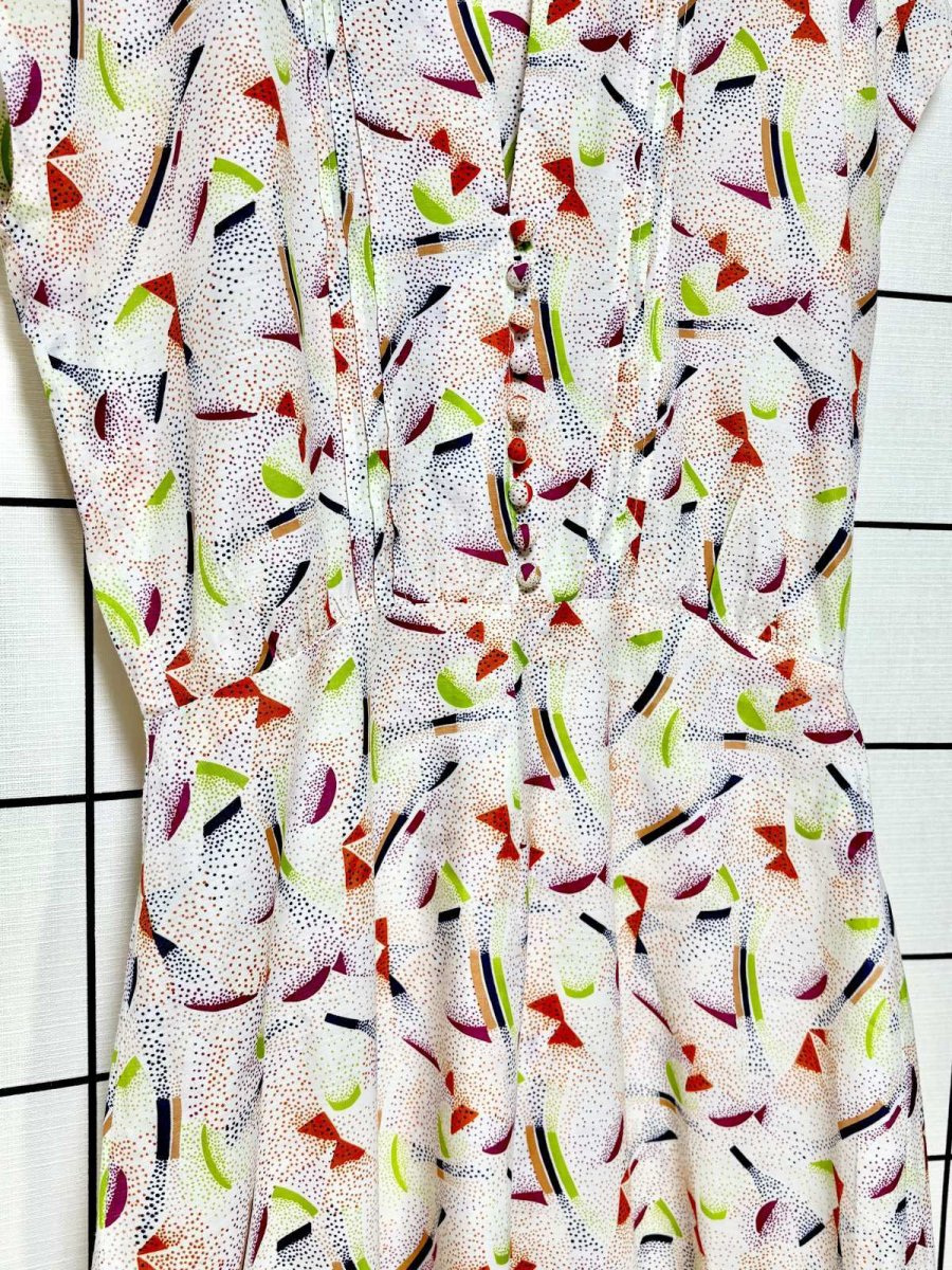 画像6: ドット アート柄 ホワイト ノースリーブ レトロ USA古着 ヴィンテージワンピース (6)