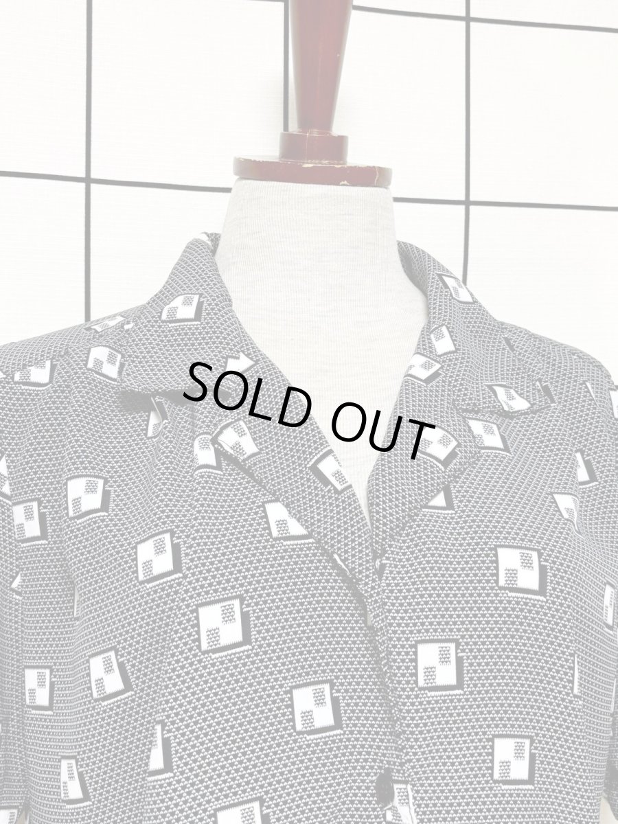 画像5: スクエア モノトーン レトロ USA古着 ヴィンテージブラウス (5)