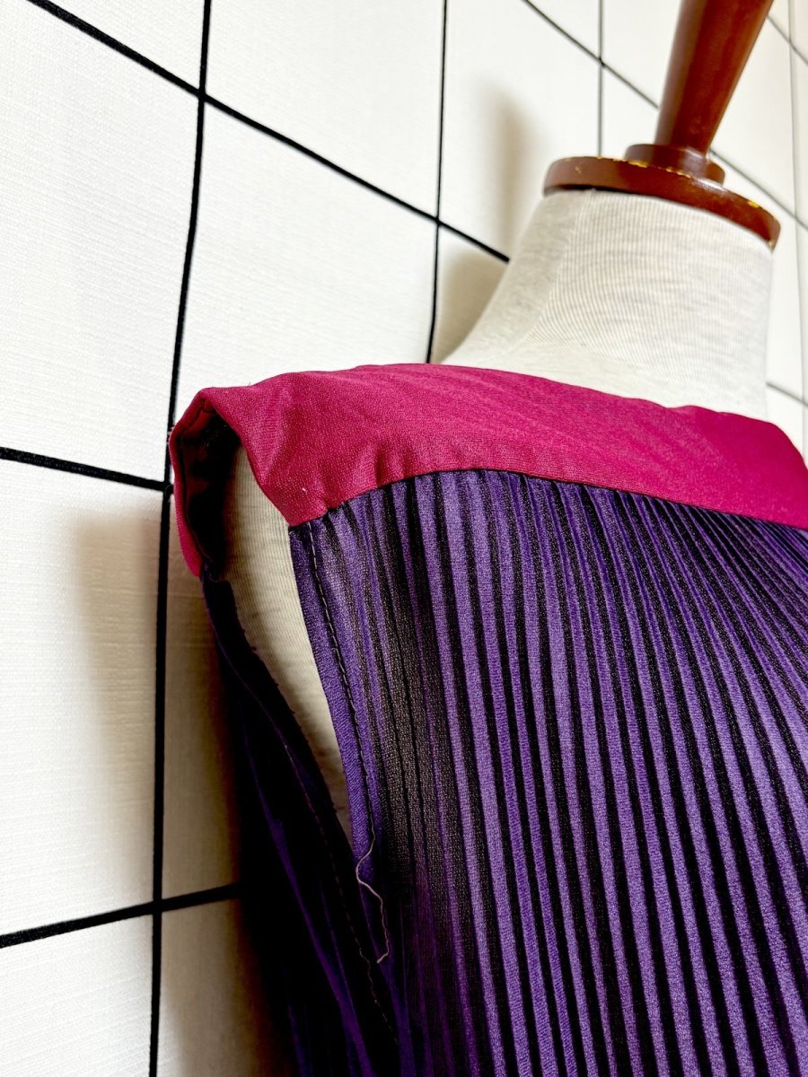 画像7: 花柄 細かいプリーツ ウエストゴム レトロ USA古着 ヴィンテージワンピース (7)