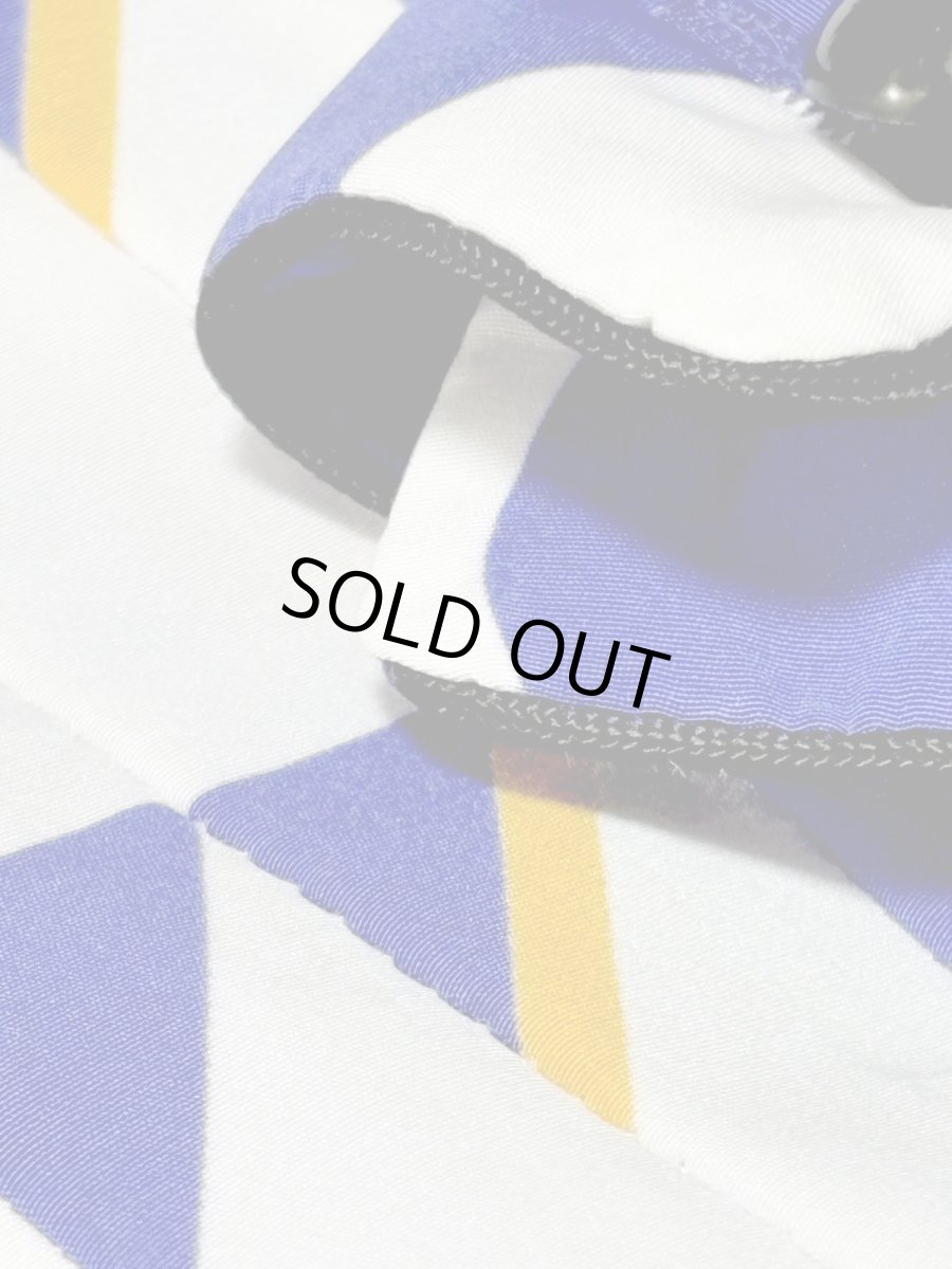 画像12: 幾何学調模様 総柄 ウエストゴム レトロ 長袖 USA古着 ヴィンテージワンピース (12)