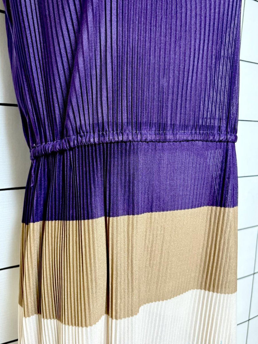 画像8: 花柄 細かいプリーツ ウエストゴム レトロ USA古着 ヴィンテージワンピース (8)