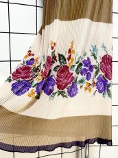 画像10: 花柄 細かいプリーツ ウエストゴム レトロ USA古着 ヴィンテージワンピース (10)