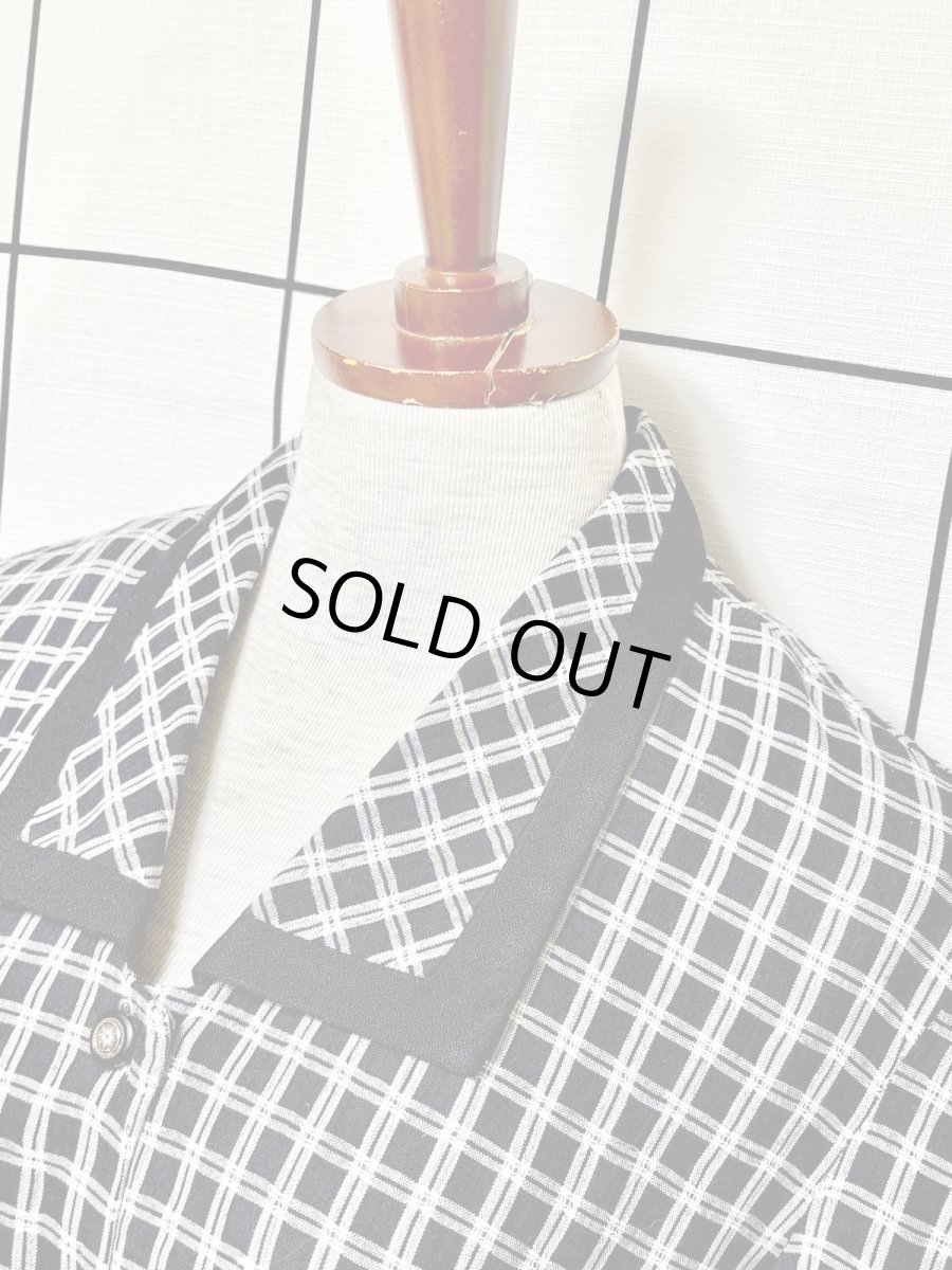 画像3: チェック柄 前開き モノトーン 半袖 レトロ USA古着 ヴィンテージワンピース (3)