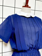 画像7: コサージュ付 ネイビー ホワイト ウエストゴム 半袖 レトロ USA古着 ヴィンテージワンピース (7)