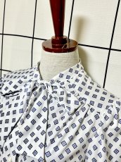 画像4: リボンタイ ホワイト ネイビー 切り替えし レトロ USA古着 ヴィンテージワンピース (4)