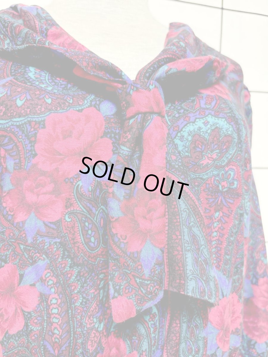 画像7: 薔薇柄 ペイズリー リボンタイ ウエストゴム レトロ USA古着 ヴィンテージワンピース (7)