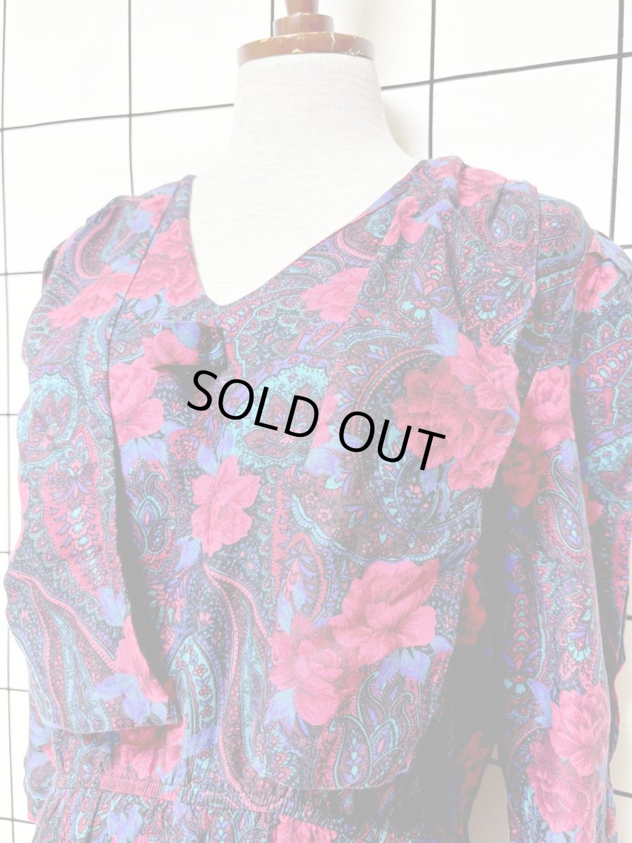 画像8: 薔薇柄 ペイズリー リボンタイ ウエストゴム レトロ USA古着 ヴィンテージワンピース (8)