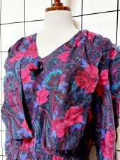 画像8: 薔薇柄 ペイズリー リボンタイ ウエストゴム レトロ USA古着 ヴィンテージワンピース (8)