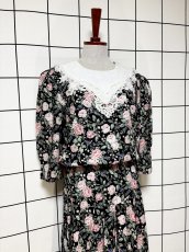 画像4: フロントレース 花柄 クラシカル ガーリー ウエストゴム レトロ Guatemala 古着 ヴィンテージワンピース (4)