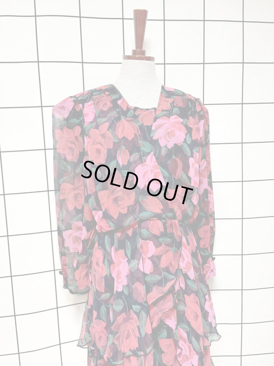 画像3: 西ドイツ製 WestGermany ティアードデザイン 薔薇柄 レトロ 長袖 ヨーロッパ古着 ヴィンテージドレス (3)