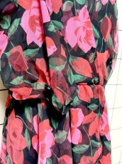 画像7: 西ドイツ製 WestGermany ティアードデザイン 薔薇柄 レトロ 長袖 ヨーロッパ古着 ヴィンテージドレス (7)
