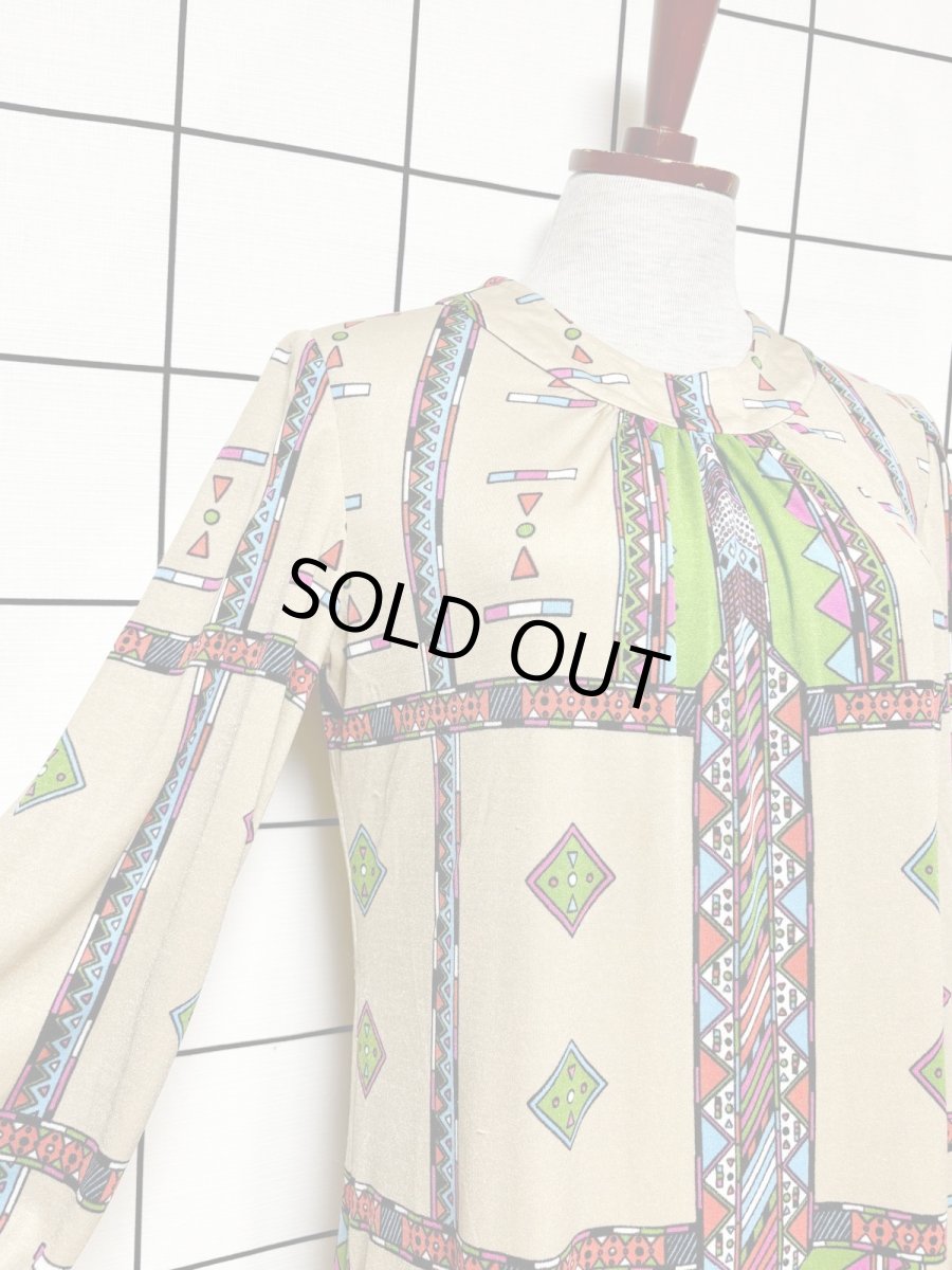 画像6: 70sJAPAN 幾何学柄 昭和レトロ 国産古着 ヴィンテージワンピース (6)