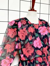 画像6: 西ドイツ製 WestGermany ティアードデザイン 薔薇柄 レトロ 長袖 ヨーロッパ古着 ヴィンテージドレス (6)
