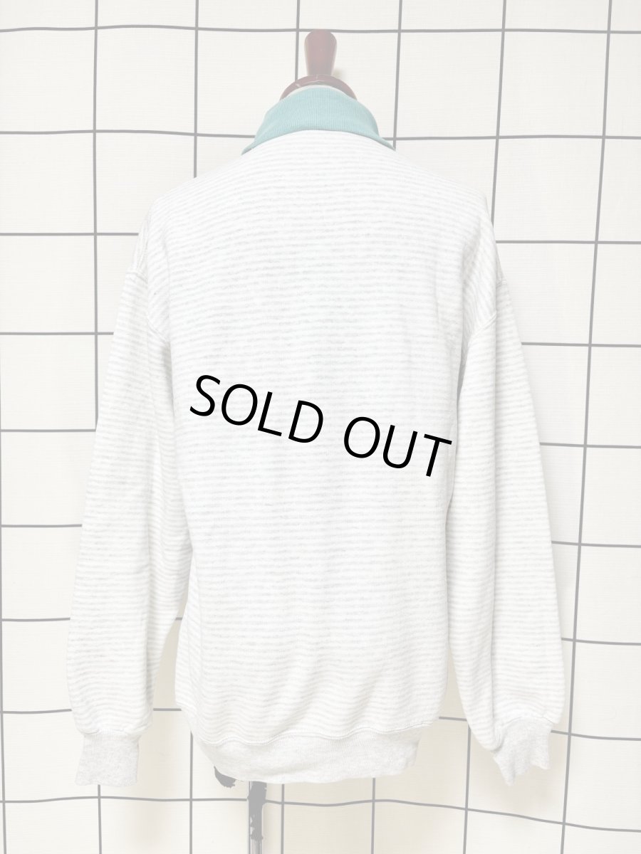 画像2: 雪景色 ボーダー タートルネック レトロ USA古着 ヴィンテージスウェット (2)