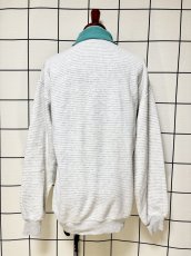 画像2: 雪景色 ボーダー タートルネック レトロ USA古着 ヴィンテージスウェット (2)