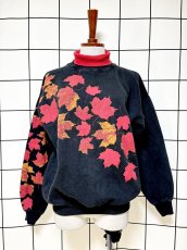 画像1: リーフ柄 タートルネック ブラック レトロ USA古着 ヴィンテージスウェット (1)