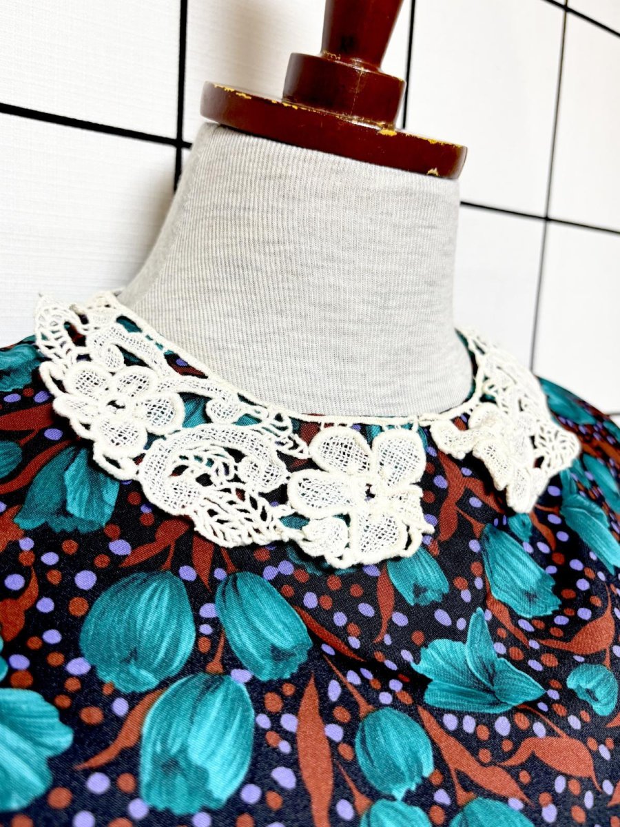 画像8: 【2500円均一対象商品】花柄 ドット レース襟 レトロ USA古着 ヴィンテージワンピース (8)