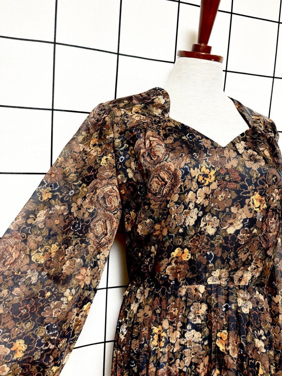 画像6: プリーツ切り替え 花柄 レトロ ヨーロッパ古着 ヴィンテージワンピース (6)