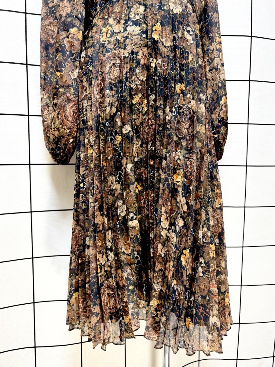 画像9: プリーツ切り替え 花柄 レトロ ヨーロッパ古着 ヴィンテージワンピース (9)