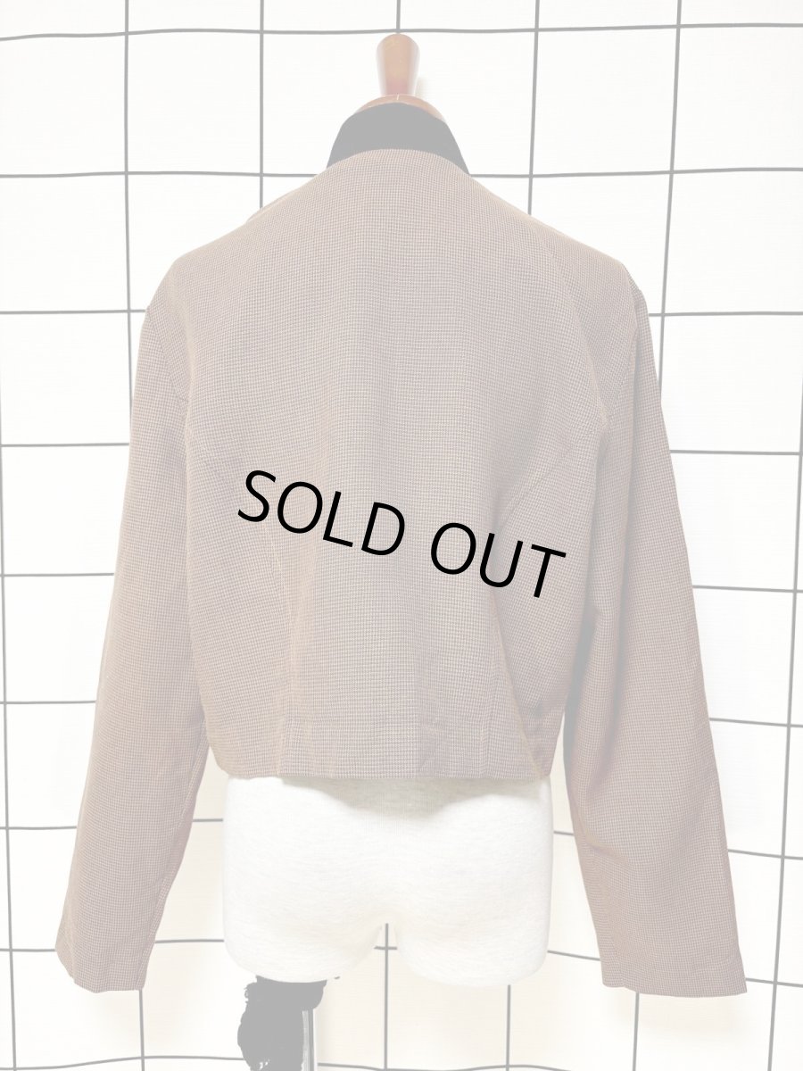 画像2: ショート丈 スタンドカラー レトロ CANADA製 古着 ヴィンテージジャケット (2)